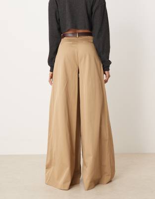 Asos Design Curve Tailored Pleated Wide Leg Pants With Belt In Brown
