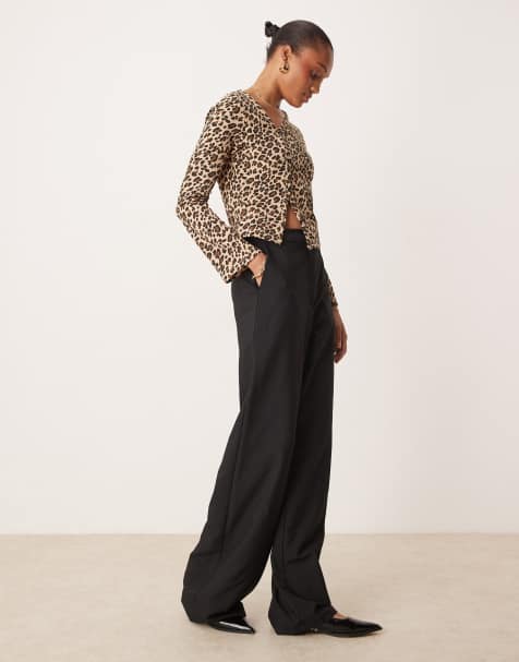 ASOS DESIGN Tall tailored relaxed straight leg trousers in black - view 1