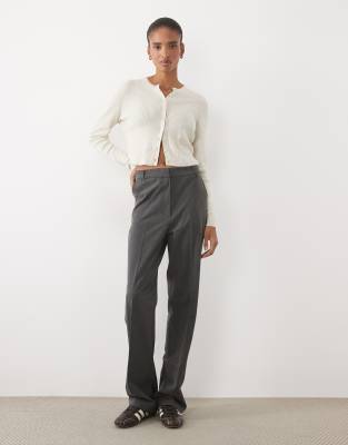 Tall 4