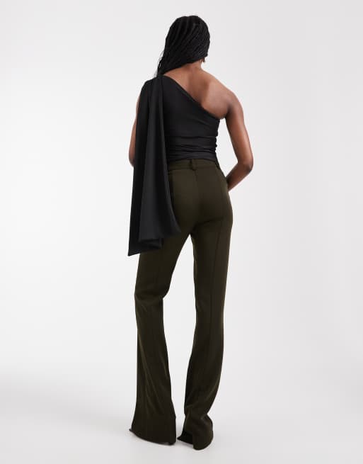 ASOS DESIGN Tall tailored slinky skinny flare trousers in dark green, 4 of 5