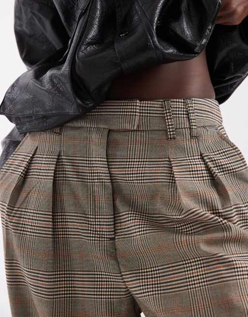 ASOS DESIGN Tall tailored wide leg pants with pleat detail in brown check, 3 of 5