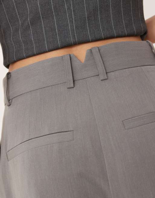 ASOS DESIGN Tall tailored wide leg trousers with pleat detail in grey