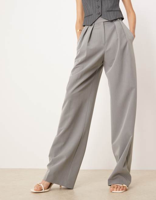 ASOS DESIGN Tall tailored wide leg trousers with pleat detail in grey