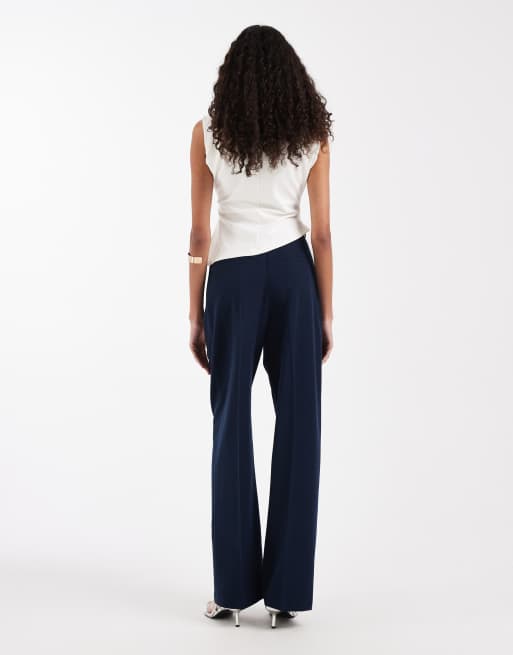 ASOS DESIGN Tall tailored wide leg pants with pleat detail in navy, 3 of 5