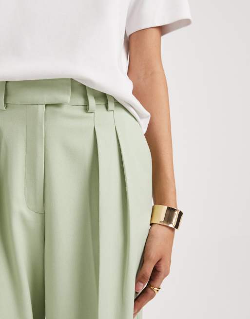ASOS DESIGN Tall tailored wide leg pants with pleated detailing in sage, 3 of 5
