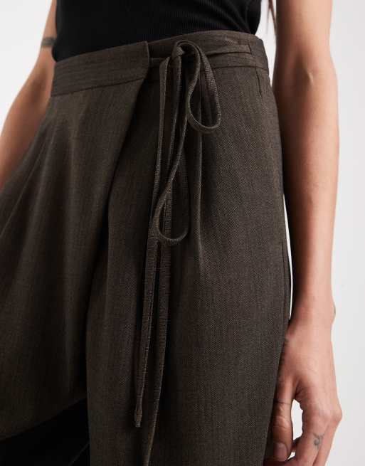 ASOS DESIGN Tall tailored wide leg pants with wrap tie detail in brown herringbone, 2 of 5