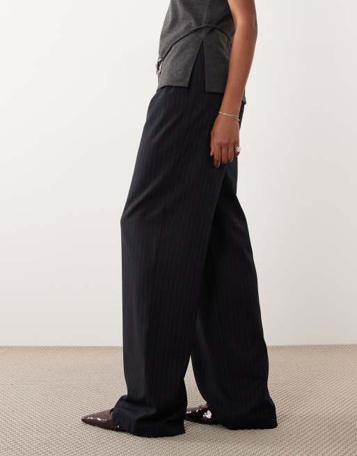 ASOS DESIGN Tall tailored wide leg pleated pants in navy pinstripe , 2 of 5