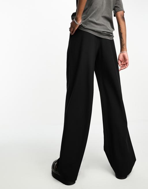ASOS DESIGN Tall tailored wide leg trousers with pleat detail in black, 3 of 4