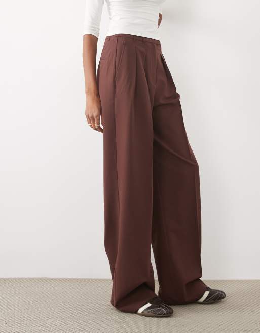 ASOS DESIGN Tall Tailored wide leg trousers with pleat detail in deep brown, 3 of 5
