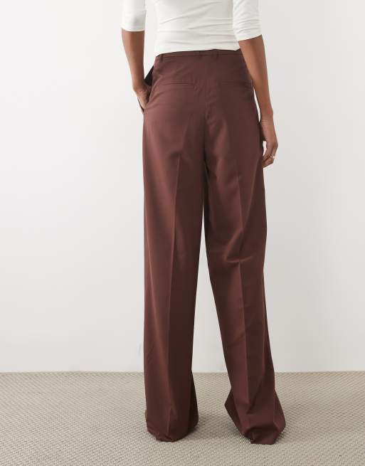 ASOS DESIGN Tall Tailored wide leg trousers with pleat detail in deep brown, 5 of 5