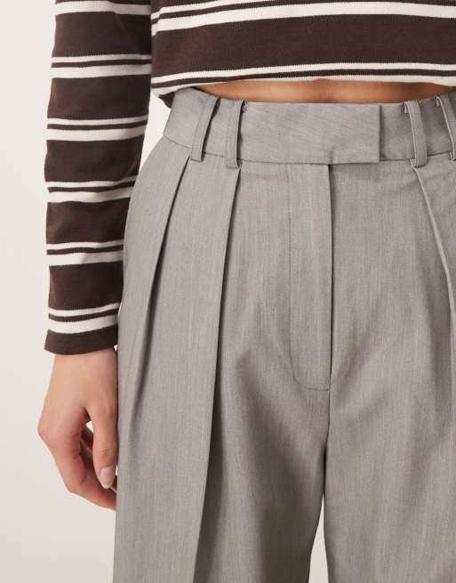 ASOS DESIGN Tall tailored wide leg trousers with pleat detail in grey