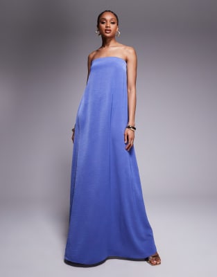 ASOS DESIGN Tall - Trägerloses Trapez-Maxikleid aus Satin in Flieder-Blau-Lila