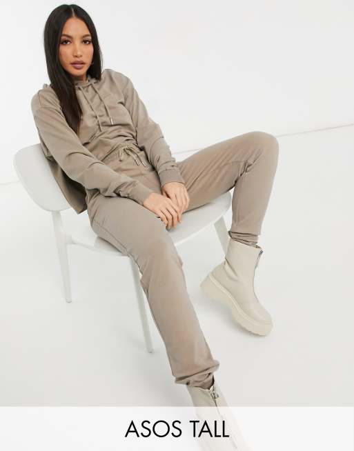 ASOS DESIGN Tall – Trainingsanzug mit Kapuzenpullover & Jogginghose in Acid-Waschung, Pilzfarbe