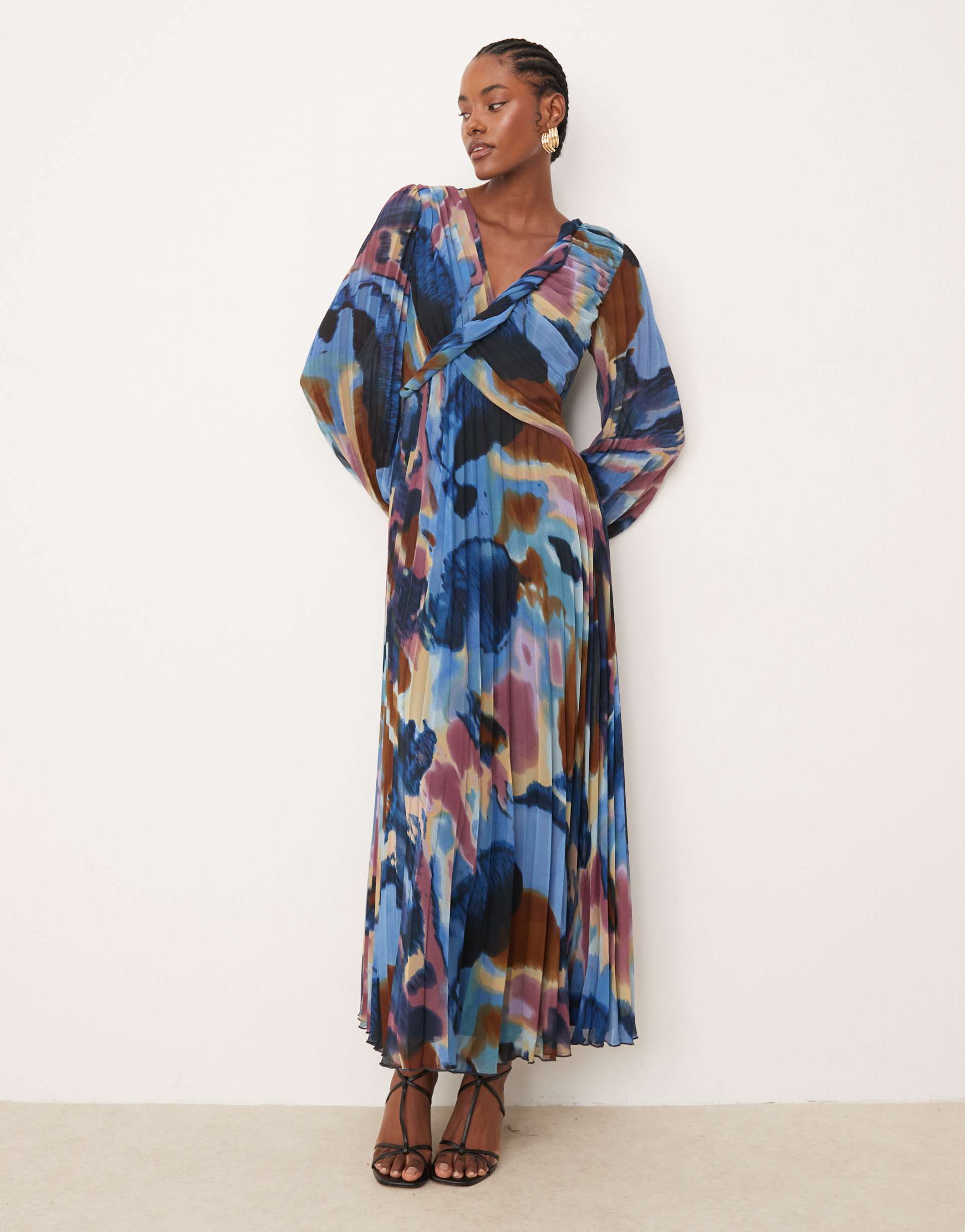 asos design tall twisted detail wrap front pleated midi dress in abstract navy