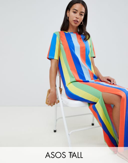 ASOS DESIGN Tall – Ultimate – Maxi-T-Shirt-Kleid mit Regenbogenstreifen