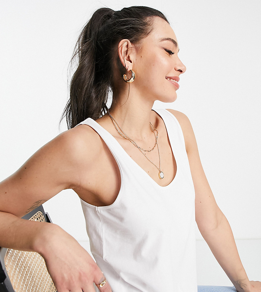 Echo Asos Design Petite Ultimate Tank Top With Scoop Neck In Cotton In White - White