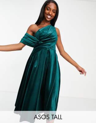 Asos Tall Asos Design Tall Velvet Bare Shoulder Prom Midi Dress In Forest Green-pink