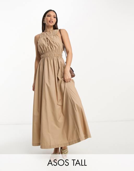 ASOS DESIGN Tall - Vestito lungo accollato con arricciature in vita colore neutro 