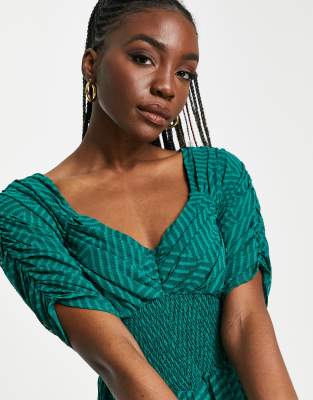 ASOS DESIGN Tall - Vestito midi a pieghe con ruches e arricciato in vita in tessuto plumetis a spina di pesce, colore verde bosco  donna Verde - immagine2