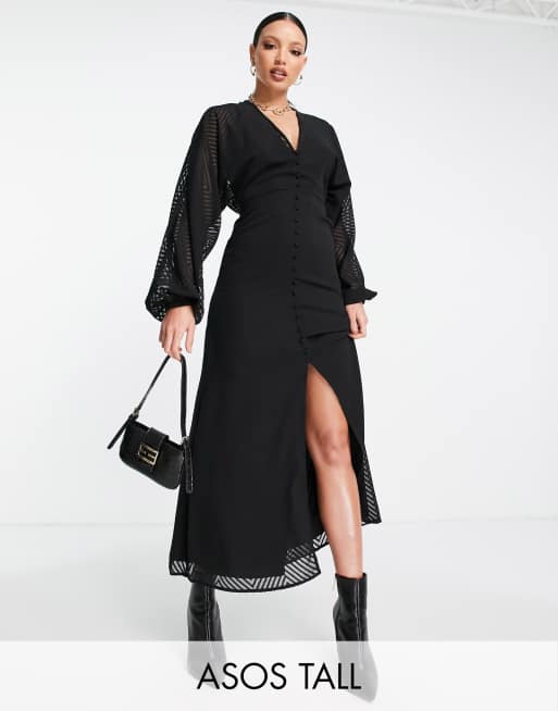 ASOS DESIGN Tall - Vestito midi con maniche ad ali di pipistrello con motivo a spina di pesce in plumetis nero con bottoni