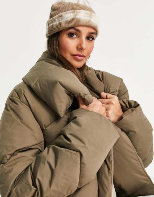 ASOS DESIGN oversized quilted puffer jacket in brown