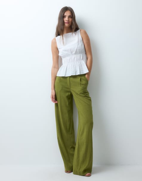 ASOS DESIGN Tall weite Hose mit Falten-Detail aus Leinenmix in Grün - view 1