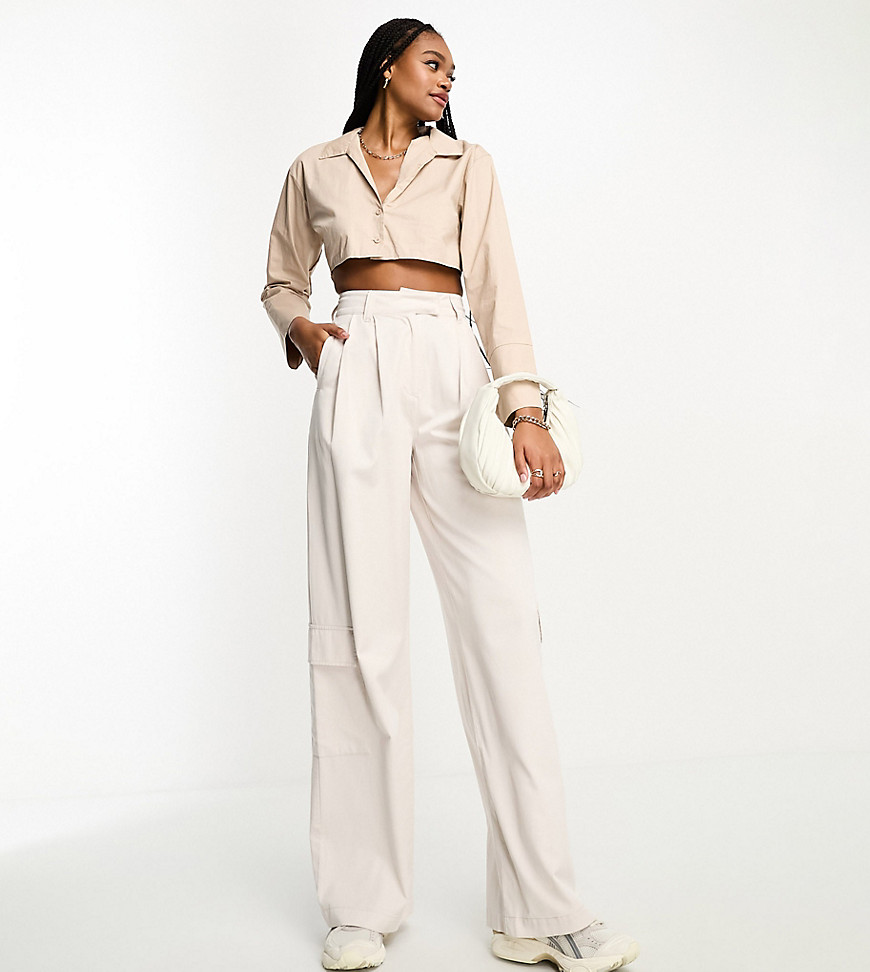 ASOS DESIGN Tall wide leg trouser with patch pockets in ecru-White