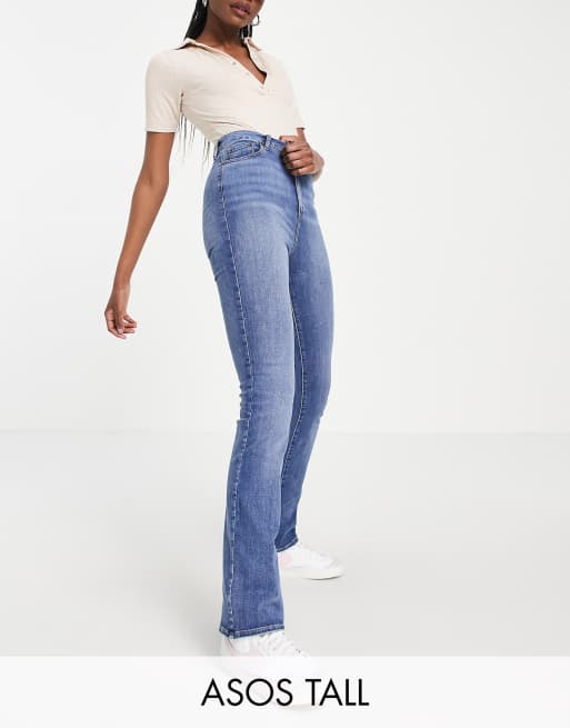 ASOS DESIGN Tall - 'Y2K' - Flared jeans met stretch en hoge taille in vintage midwash