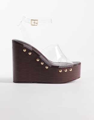 ASOS DESIGN - Tamara - Transparente Sandalen mit Zierausschnitt und Nietenbesatz