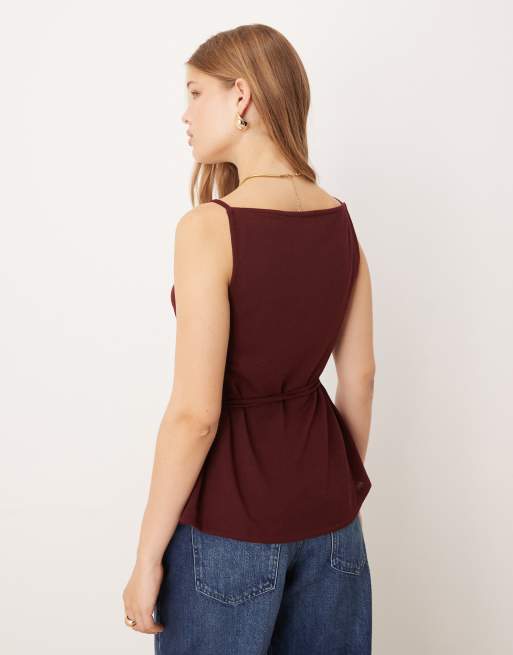 ASOS DESIGN – Tanktop in Burgunderrot mit Bindedetail in der Taille und U-Boot-Ausschnitt, 2 von 4