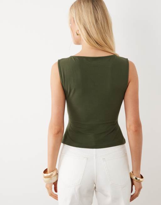 ASOS DESIGN – Tanktop in Khaki mit durchgehender Knopfleiste und U-Boot-Ausschnitt, 4 von 4