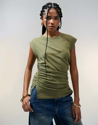 ASOS DESIGN - Tanktop in Khaki mit Korsetttaille und betonten Schultern-Grün