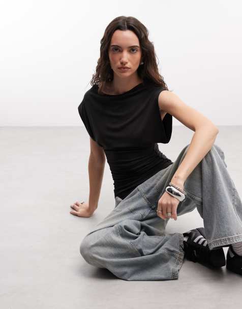 ASOS DESIGN – Tanktop in Schwarz mit gerafftem Bund und lockerem Ausschnitt - view 1