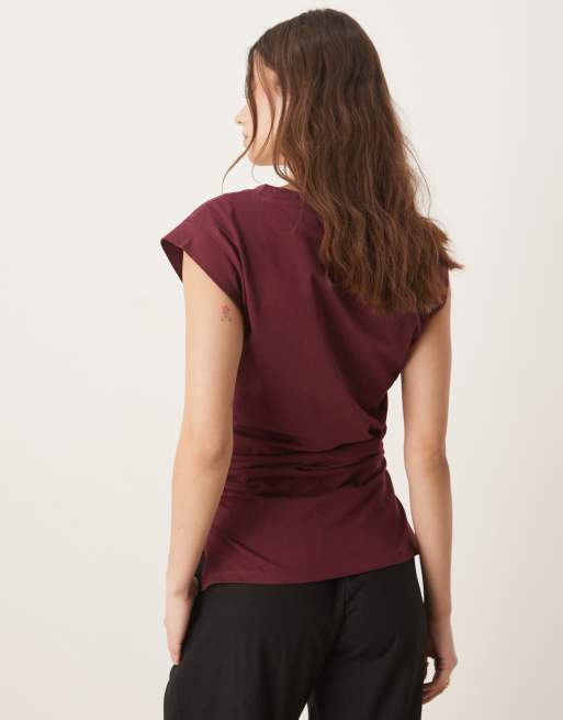 ASOS DESIGN - Tanktop met korsettaille en scherpe schouder in rood, 4 van 4