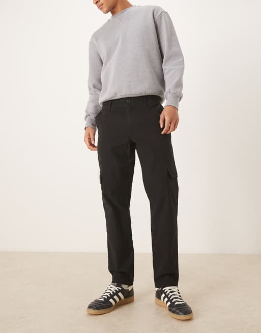 ASOS DESIGN tapered cargo pants in black, 2 of 5
