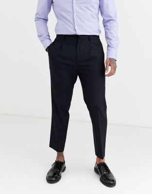 tapered trousers meaning