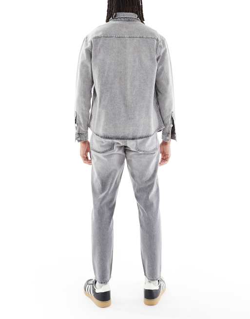 ASOS DESIGN tapered fit jeans in light gray wash, 3 of 5