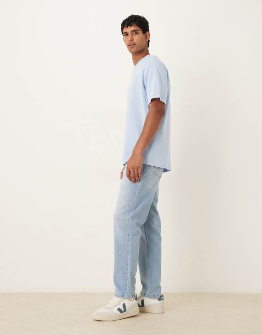 ASOS DESIGN - Tapered jeans med komfort-stretch i denim i lys vask, 3 af 5