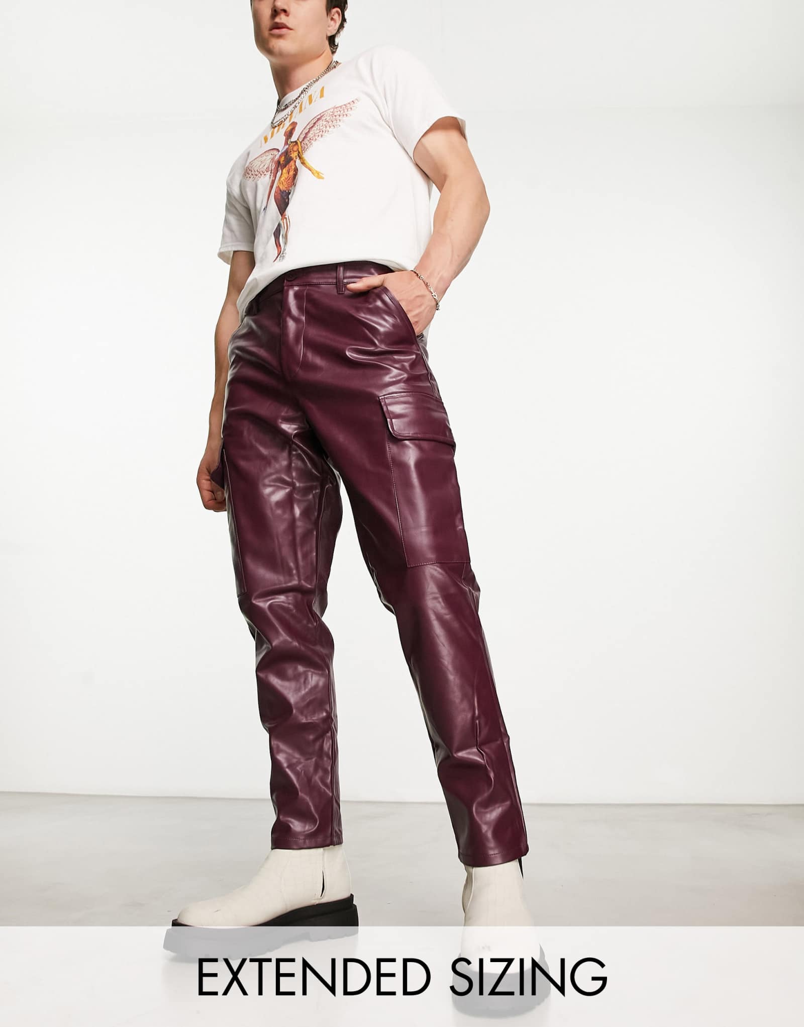  Зауженные брюки-карго ASOS DESIGN из искусственной кожи бордовые