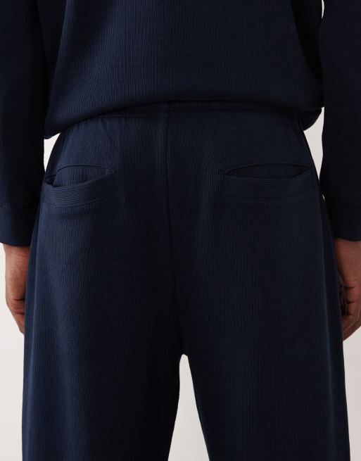 ASOS DESIGN - Taps toelopende joggingbroek in marineblauw, 4 van 5