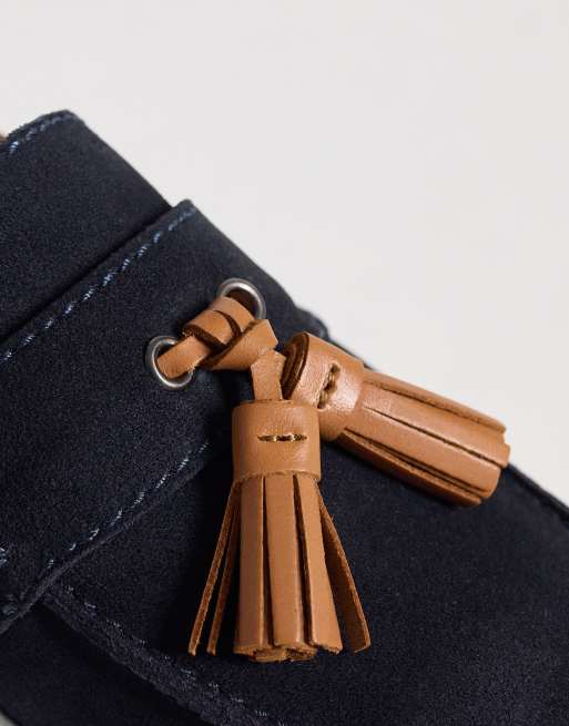 ASOS DESIGN tassel loafers with cup soles in navy suede and tan leather detailing, 4 of 4