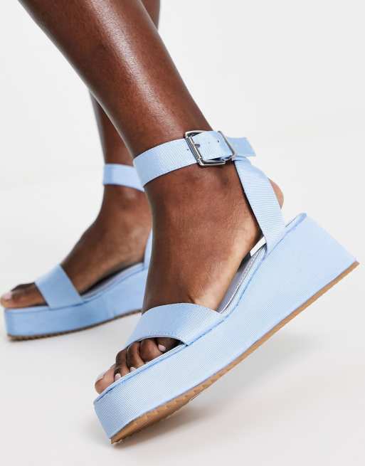 ASOS DESIGN - Tati - Platte sandalen met brede pasvorm en plateauzool in blauw, 3 van 4