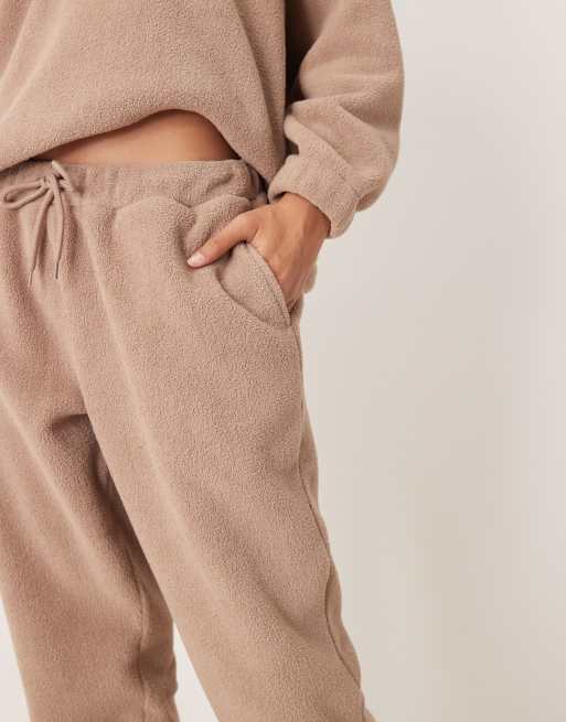 ASOS DESIGN - Taupe lounge-joggingbukser i mikrofleece, 4 af 4