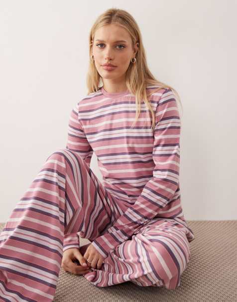 ASOS DESIGN – Taylor – Top od piżamy z długimi rękawami w różowo-bordowe paski - view 1