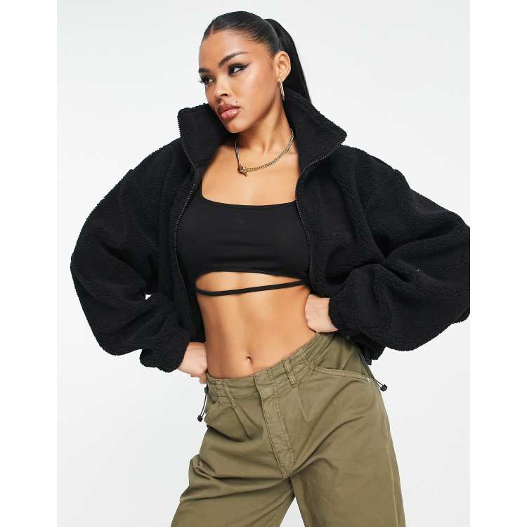 203193595-1-black?$n_750w$&wid