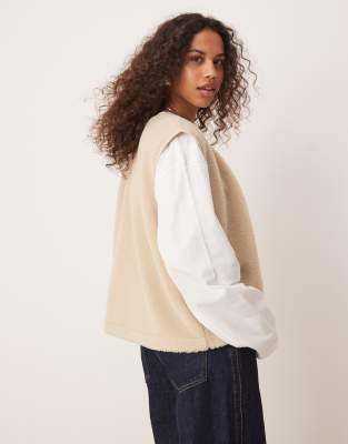 Asos Design Teddy Vest With Binding In Neutral