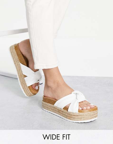 ASOS DESIGN – Teegan – Vita flatform-sandaler med knutar och bred passform - view 1