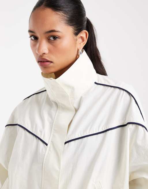 ASOS DESIGN teknisk vindjakke med ståkrave i ecru, 3 af 4