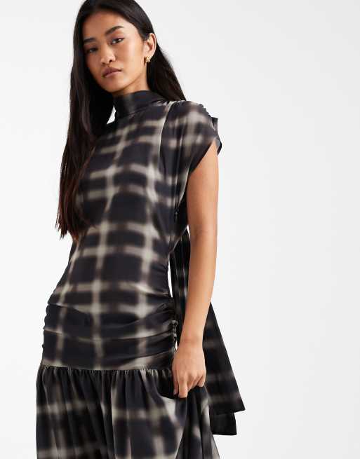 ASOS DESIGN - Ternet maxikjole i gennemsigtigt materiale med draperinger og tørklædedetalje, 2 af 4