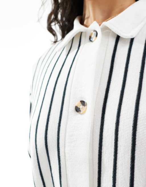 ASOS DESIGN texture stripe resort shirt in cream and navy stripe (part of a set), 2 of 4